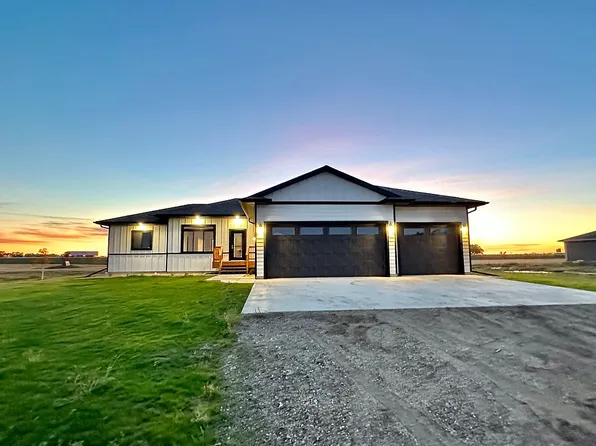 627 Byron Blvd, Chamberlain, SD 57325