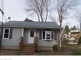 62 Pleasant St, Ansonia, CT 06401