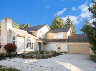 13210 Starwood Ln, Dewitt, MI 48820