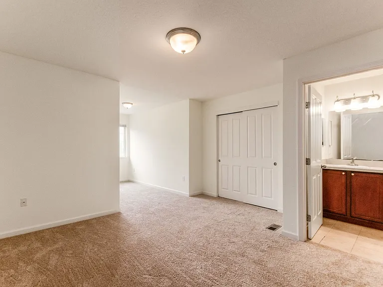 322 Cover Pl — Photo 15