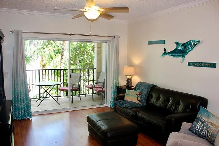 3302 Tuscany Way — Photo 16