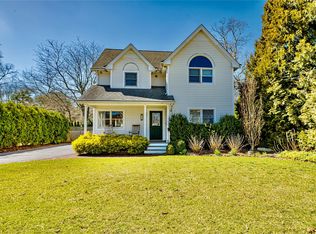 38 Circuit Rd, Bellport, NY 11713