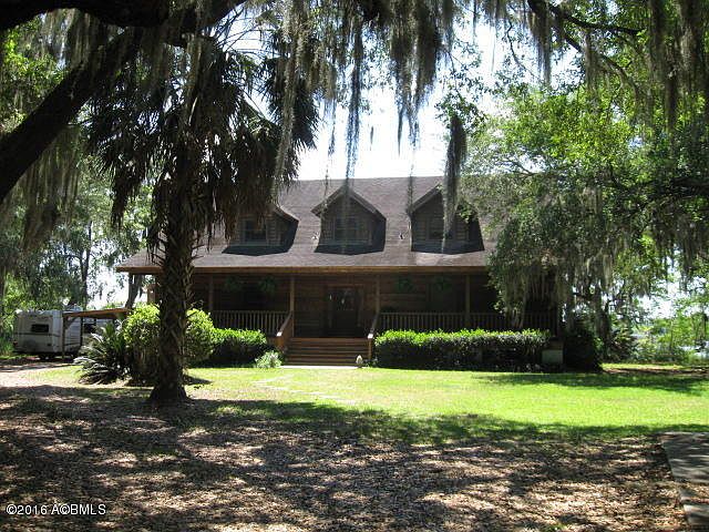 1st image of 82 Stuart Point Road