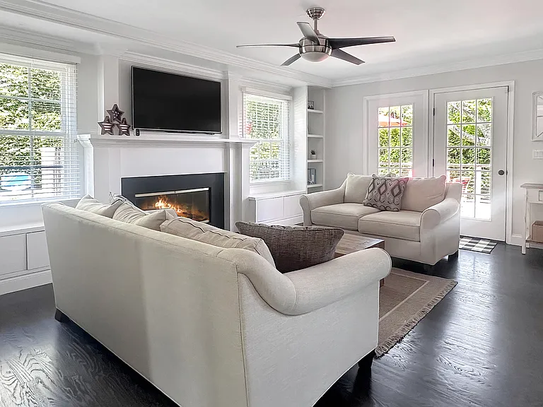 5765 Bergen Ave — Photo 11