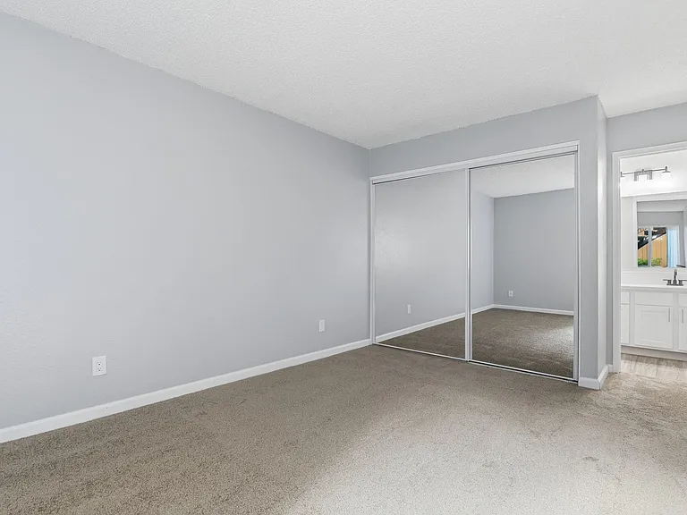 Our 'Premium' 2 Bedroom 2 Bath Apartment Bedroom at Vista Flores Apartments