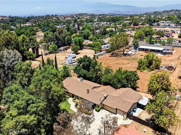 18666 Bert Rd, Riverside, CA 92508