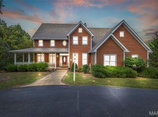 403 Silver Creek Rd, Farmington, MO 63640