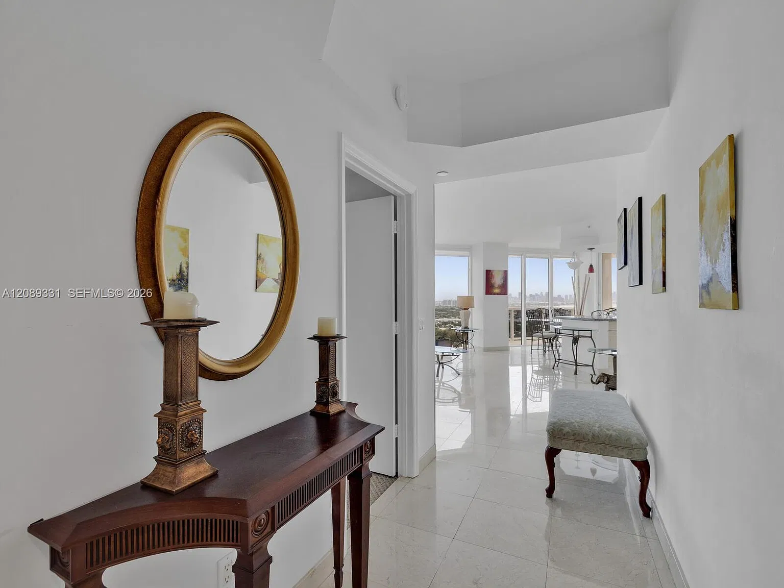 Blue Diamond Condo — Photo 2
