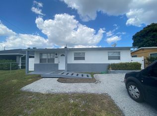 1228 W 6th St, Riviera Beach, FL 33404