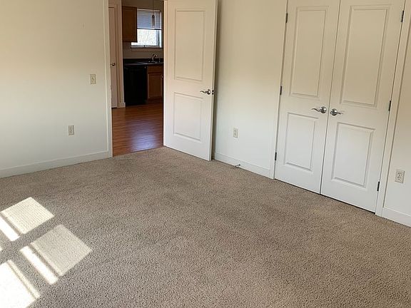 5th image of 1191 North Ave APT 402