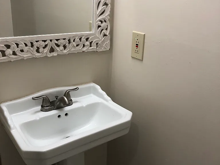 6397 Phillips Pl — Photo 3