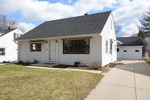 1st image of 2642 N 115th St