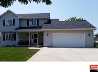 296 Southview Rd, Fond Du Lac, WI 54935