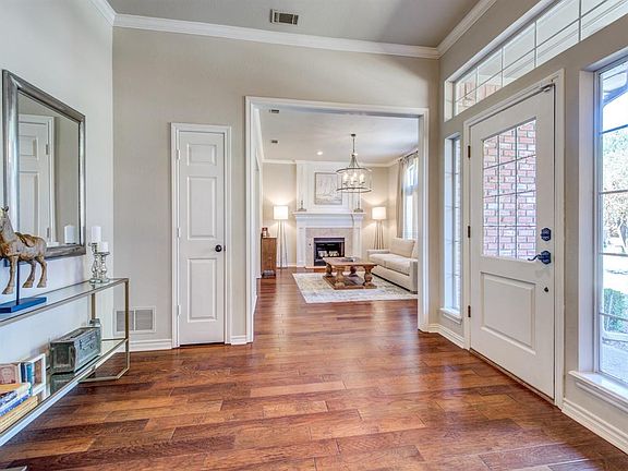 3rd image of 4520 Sterling Ln