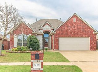 3812 Irvine Dr, Norman, OK 73072