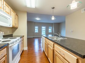 South and Hickory Place