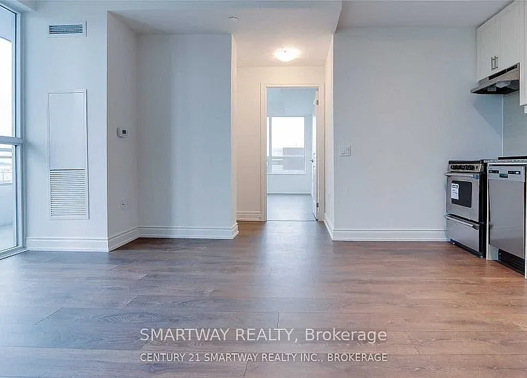 1050 Main St E #321 — Photo 12