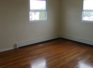 608 Lafayette Dr, Clairton, PA
