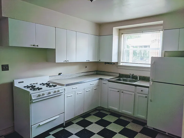 3532 Floyd Avenue — Photo 13