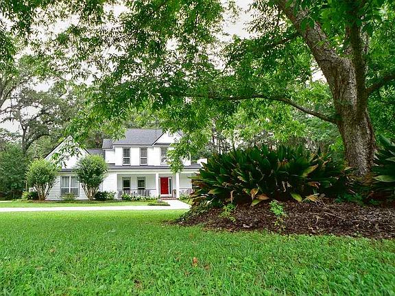 3rd image of 7026 Dardwood Ln