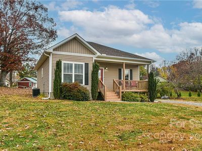 61 Tanner Oaks Dr, Fletcher, NC, 28732