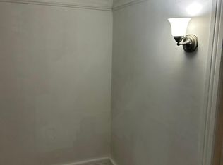 203 Church St APT 2, Amsterdam, NY 12010