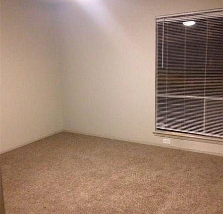 3rd image of 2508 Coatbridge Dr