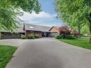 2510 NW Turner Dr, Bentonville, AR 72712