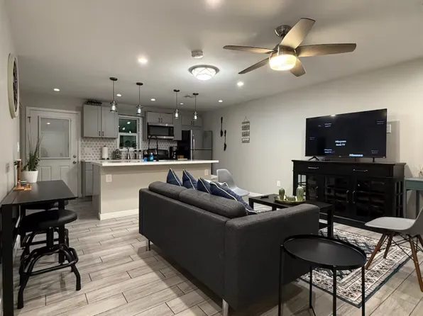 (undisclosed Address), Phoenix, AZ 85014