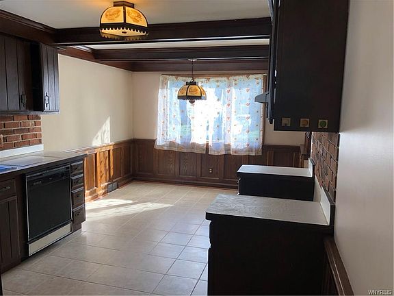 3rd image of 79 Covington Dr