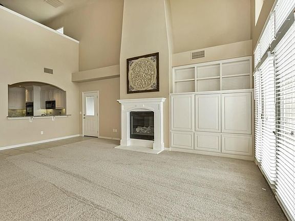 4th image of 2126 Portofino Dr