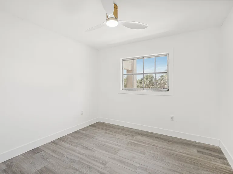 3704 Broadway #206 — Photo 10