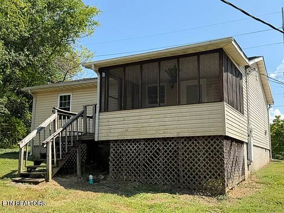 4th image of 6305 Strawberry Plains Pike