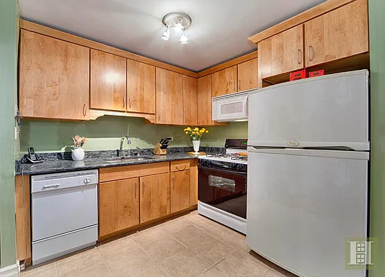 Sold by Halstead Real Estate | media 2