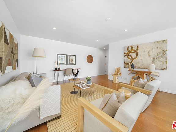 2nd image of 131 N Gale Dr APT 1A