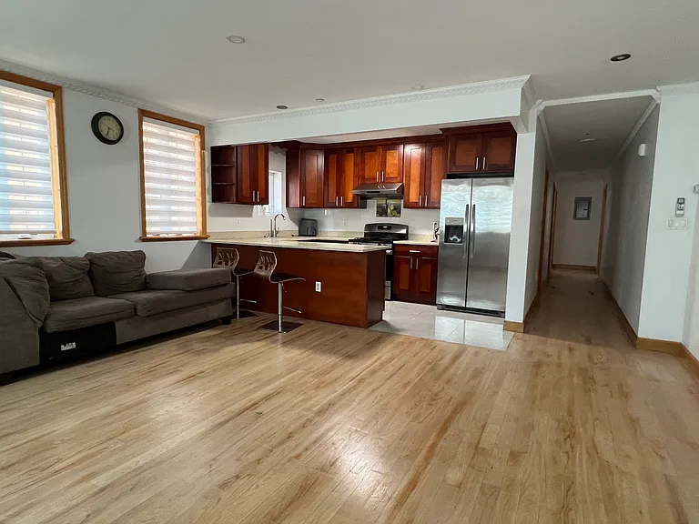 18923 44th Ave #1F — Photo 10