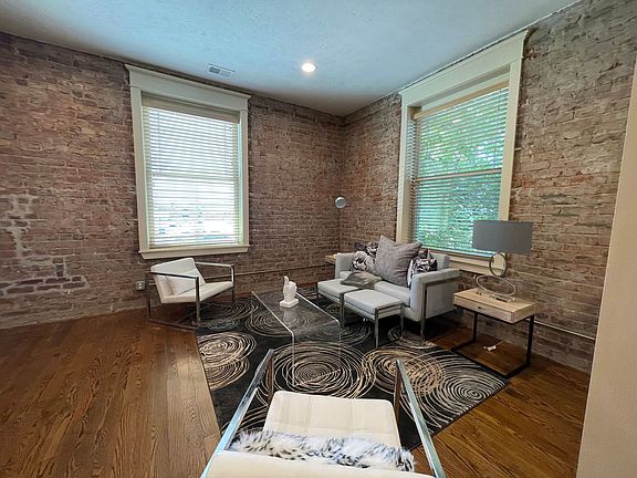 2nd image of 804 Park Ave #102-B1225