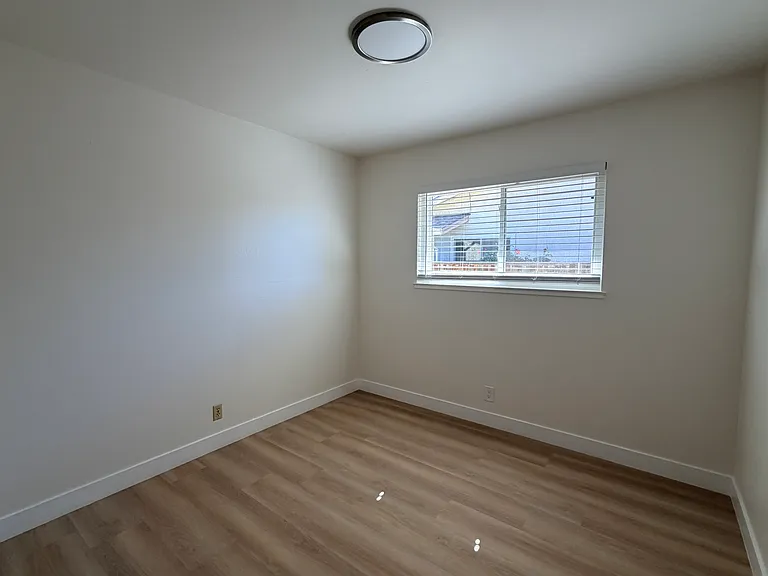 35108 Perry Rd — Photo 12