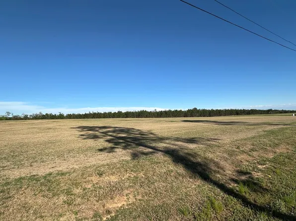 11 Beaver Kreek Rd, Douglas, GA 31533