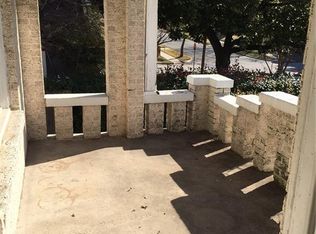 6161 Velasco Ave, Dallas, TX 75214