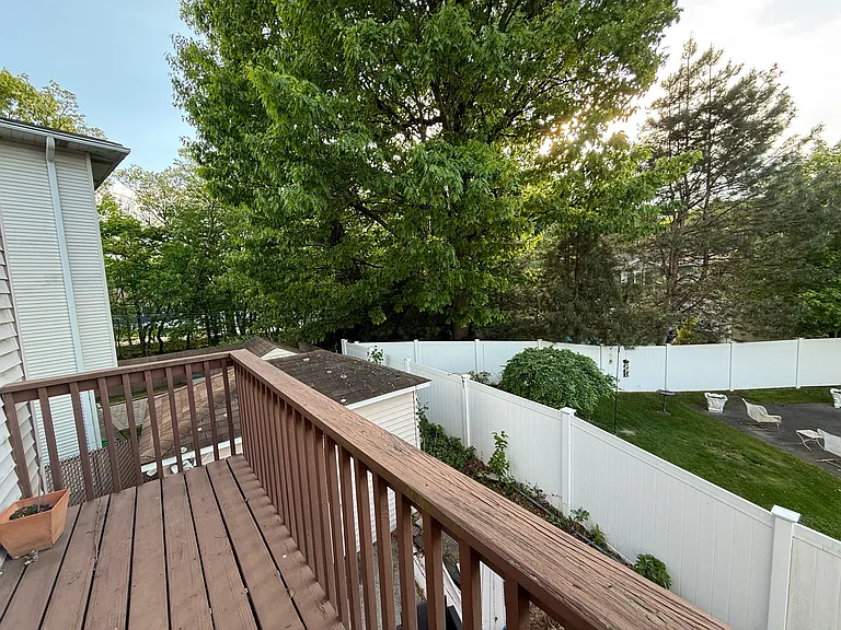 44 Willow Wood Ct #1 — Photo 21