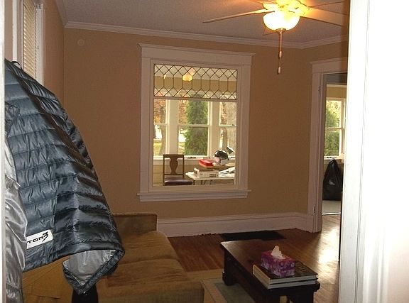 3rd image of 526 Stewart Ave