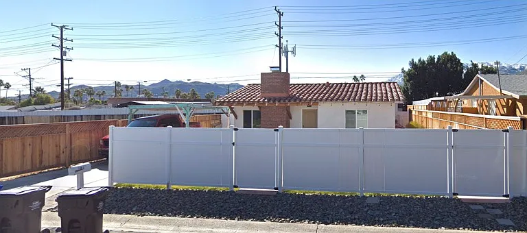 607 E Calle Roca — Photo 3