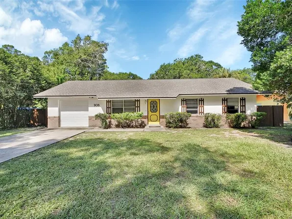 908 S Massachusetts Ave, Deland, FL 32724