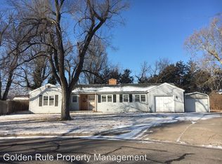 10 E 28th Ave, Hutchinson, KS 67502