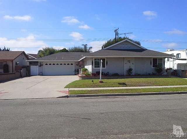 1st image of 907 Logan Ave