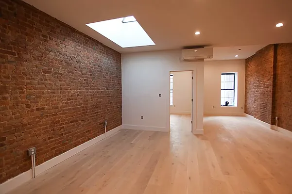 Rented by Metropolitan Property Group | media 51