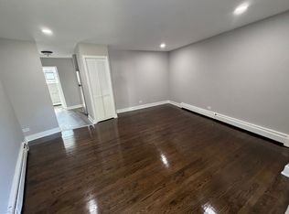 6901 N Ridge Blvd #3C, Chicago, IL 60645