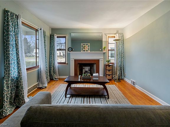 2nd image of 2249 Coleman Dr