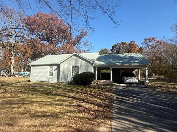 1338 Unity St, Thomasville, NC 27360